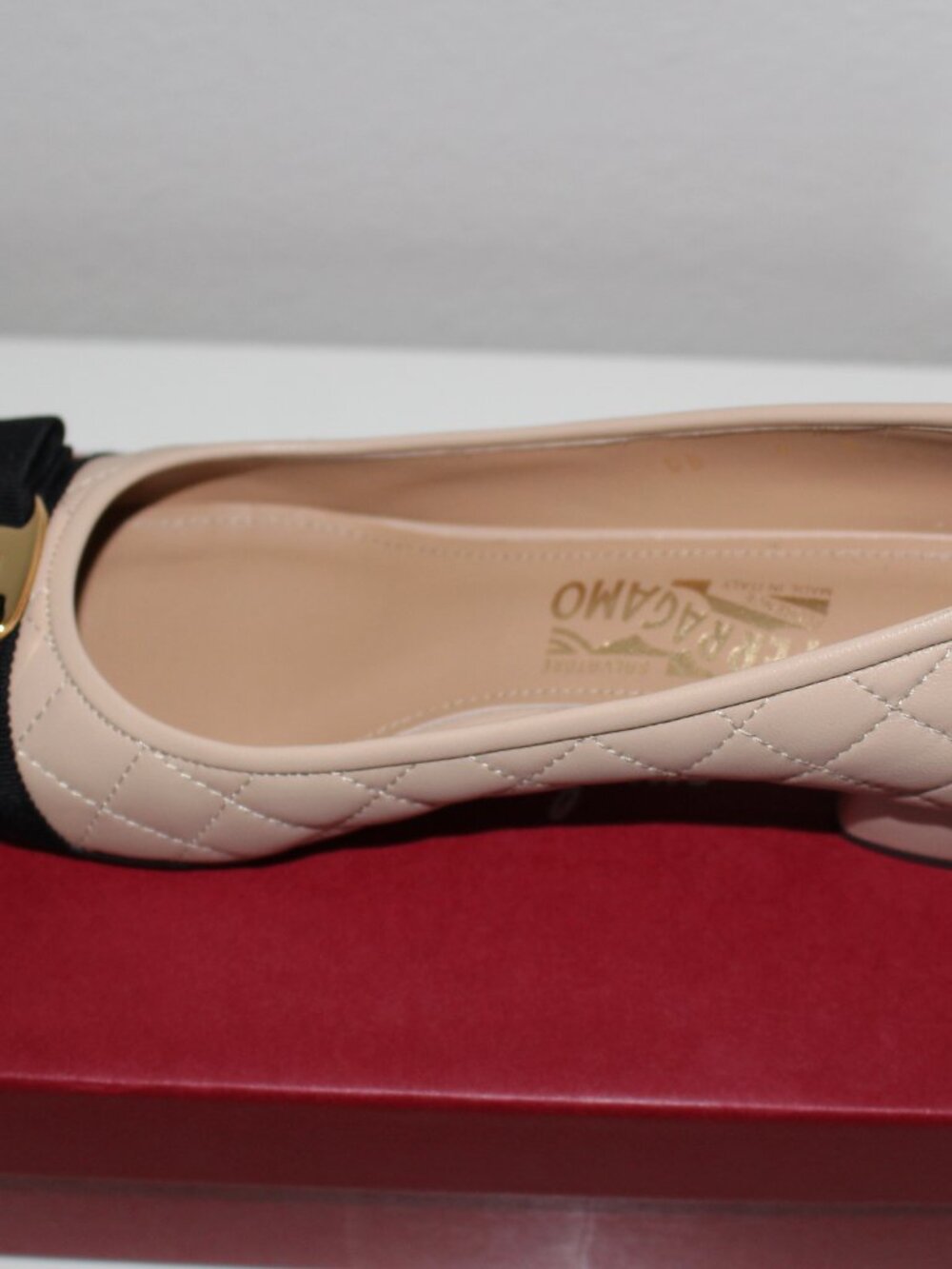 Quilted Vara pump Salvatore ferragamo - Picture 14 of 15